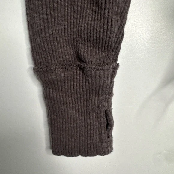 Free People We The Free Moon Daisy Thermal Pullover Horseshoe Large Sweater - Picture 12 of 12